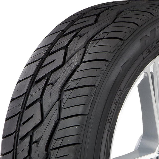 Nitto 275/60R20 116H XL NT420V BW