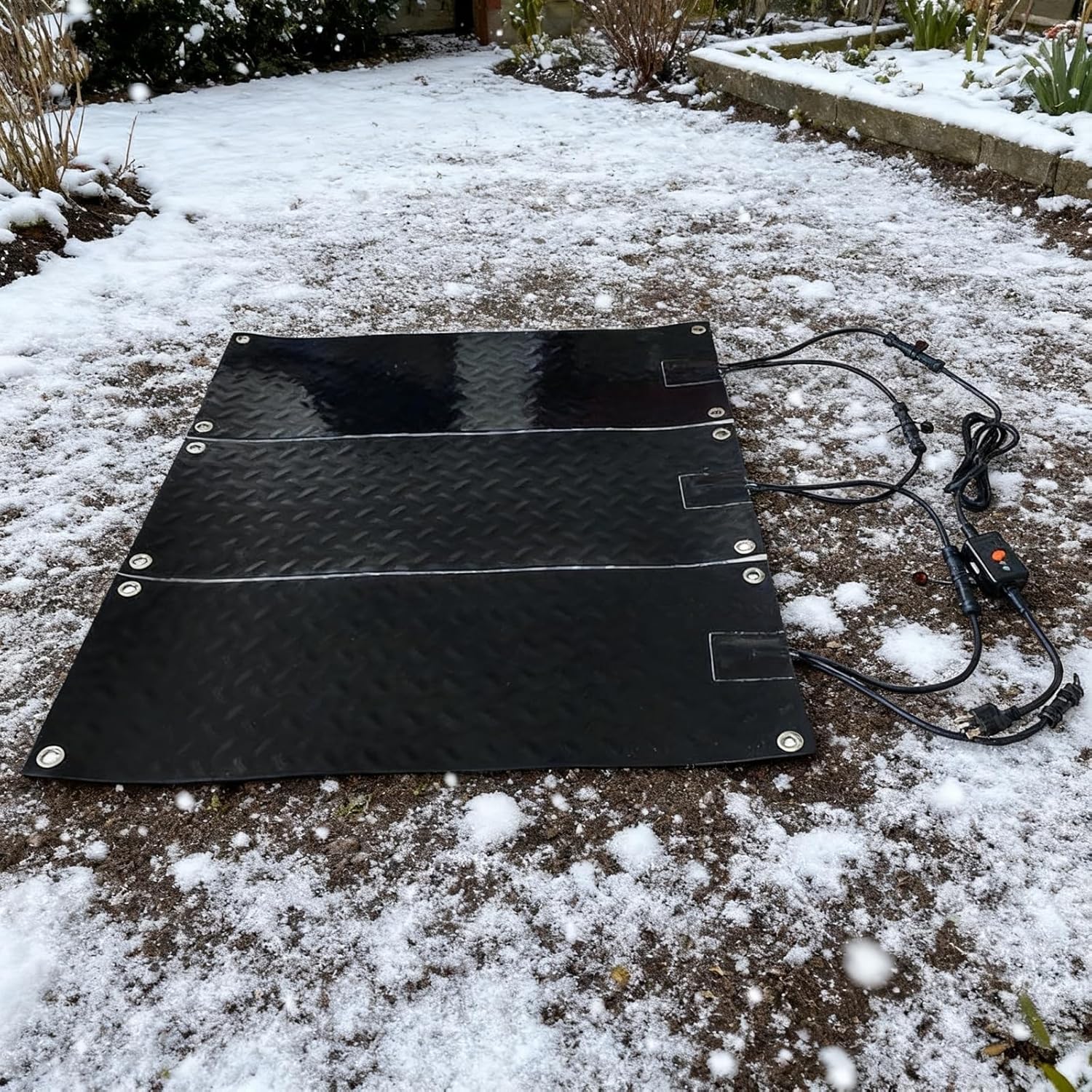 Snow Melting Mat, 3 Pcs Heated Snow Melting Mats, No-Slip Rubber Heated Outdoor Mats, Speed Snow Melting Walkway Mat, Ice Melts Pads for Stairs Steps Doorways Walkways